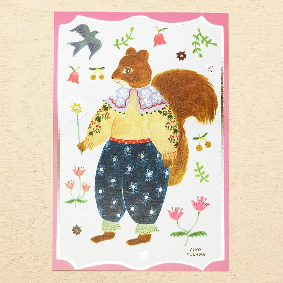The gold foil stamping on the entire postcard shines brightly.
Full color printing is also applied to the back side.
It is also recommended to accompany gifts to loved ones or display them as an interior decoration in your room.

4 in x 6 in
Includes 1 post card