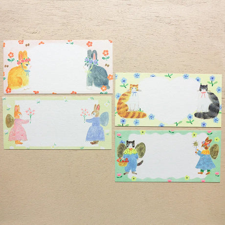 Illustration by Aiko Nukawa, featuring animals dressed in stylish clothes and cute flowers.
Since it uses fluorescent ink, the bright and vivid colors are adorable. Perfect for writing a small letter or thank-you note.

✨ Product Features

4 unique designs featuring whimsical animals and floral motifs
Perfect for short letters, thank‑you notes, or gift enclosures
Printed with fluorescent ink for vivid, eye‑catching color
Made with Mino washi, a traditional Japanese paper known for its soft texture and beaut