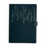 The Meteor Shower Everyday Deluxe System is a beautifully flexible notebook crafted for your evolving creativity. Designed with a refillable format, and a soft vegan leather cover, it’s both eco-conscious and endlessly inspiring.