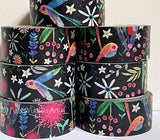 Cinta washi con estampado floral de primavera en color negro 