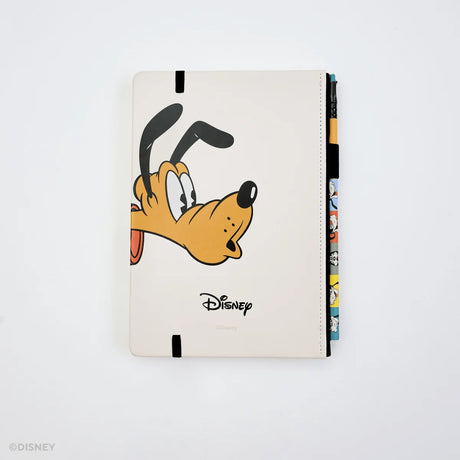 This medium notebook includes 160 pages of 100GSM blank paper and a matte hardcover featuring Goofy and Pluto. It also has a built-in pencil holster that comes loaded with a Goofy Blackwing pencil.