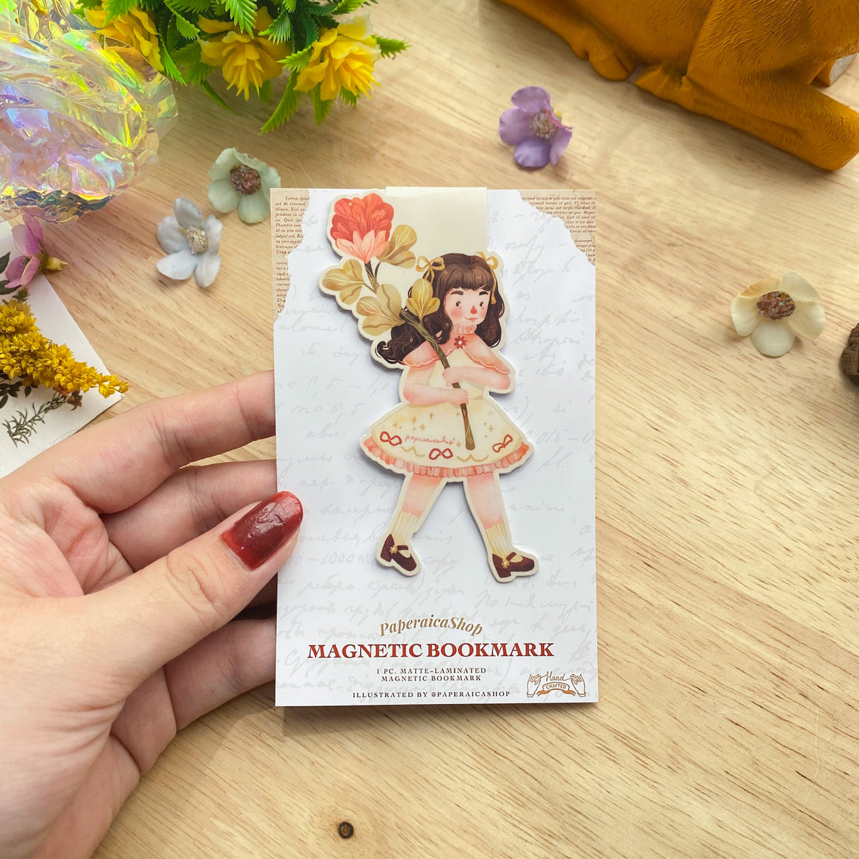 PaperaicaShop Flower Girl Magnetic Bookmark