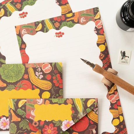 Letter Writing Set: 12 letter paper sheets + 6 envelopes
Printed full color on warm white paper