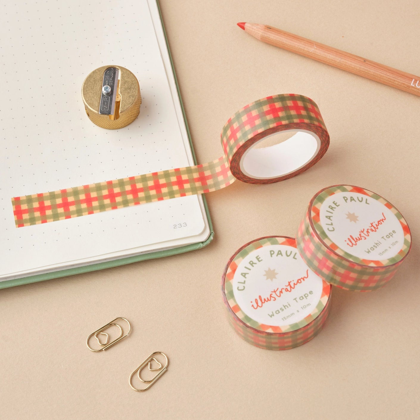 Claire Paul Washi Tape - Green and Red Check

Festive checked gingham pattern Washi tape in green and red colours.

This paper masking tape is perfect for decorating your bullet journal and planners, scrapbooking &amp; gift wrapping. It'll add some fun and colour to any surface and is easy to peel off.

10m x 15mm