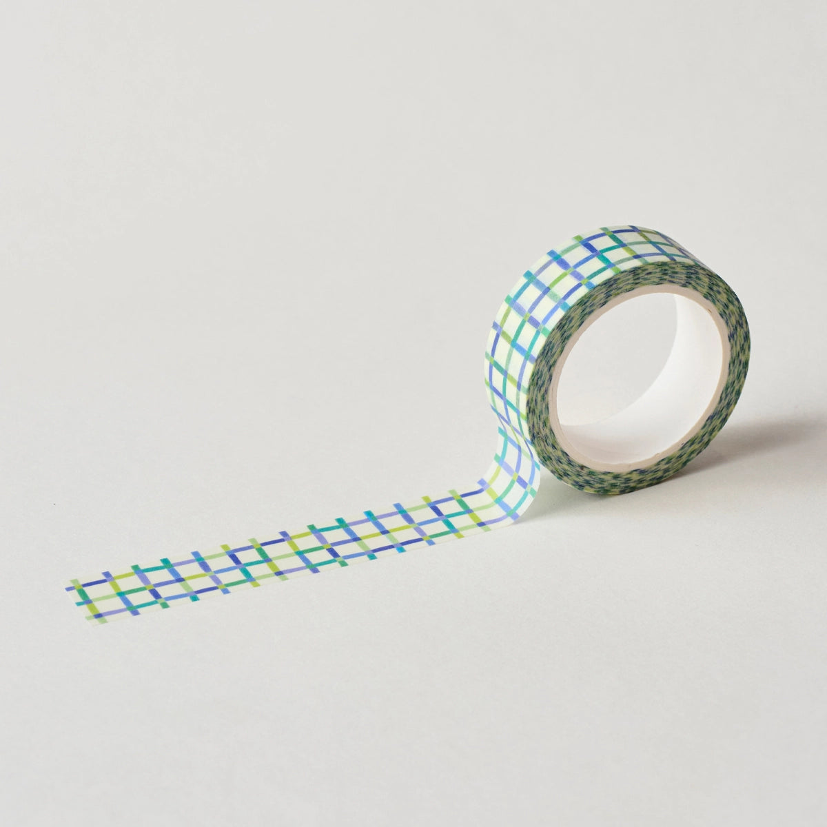 Washi tape in a blue quilted grid pattern!

This paper masking tape is perfect for decorating your bullet journal and planners, scrapbooking &amp; gift wrapping. It'll add some fun and colour to any surface and is easy to peel off.

10m x 15mm