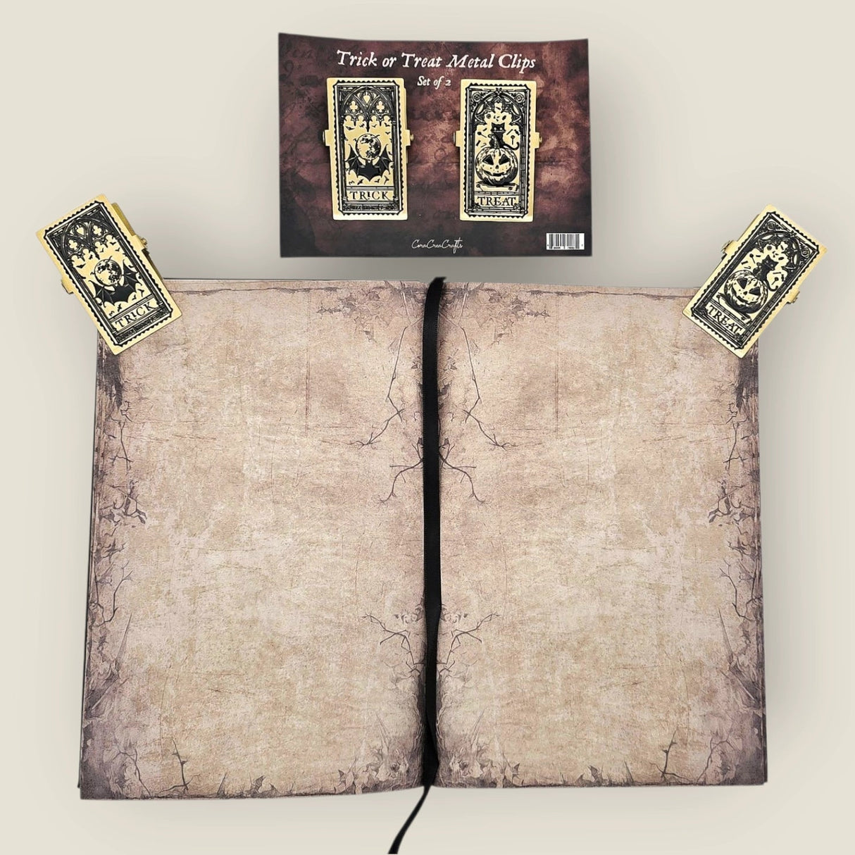 This new beautiful set of 2 clips make a great tool to keep your journal open, clip your important papers or just add a decorative touch to your desk. The clips feature a unique and elegant lock and key design.
