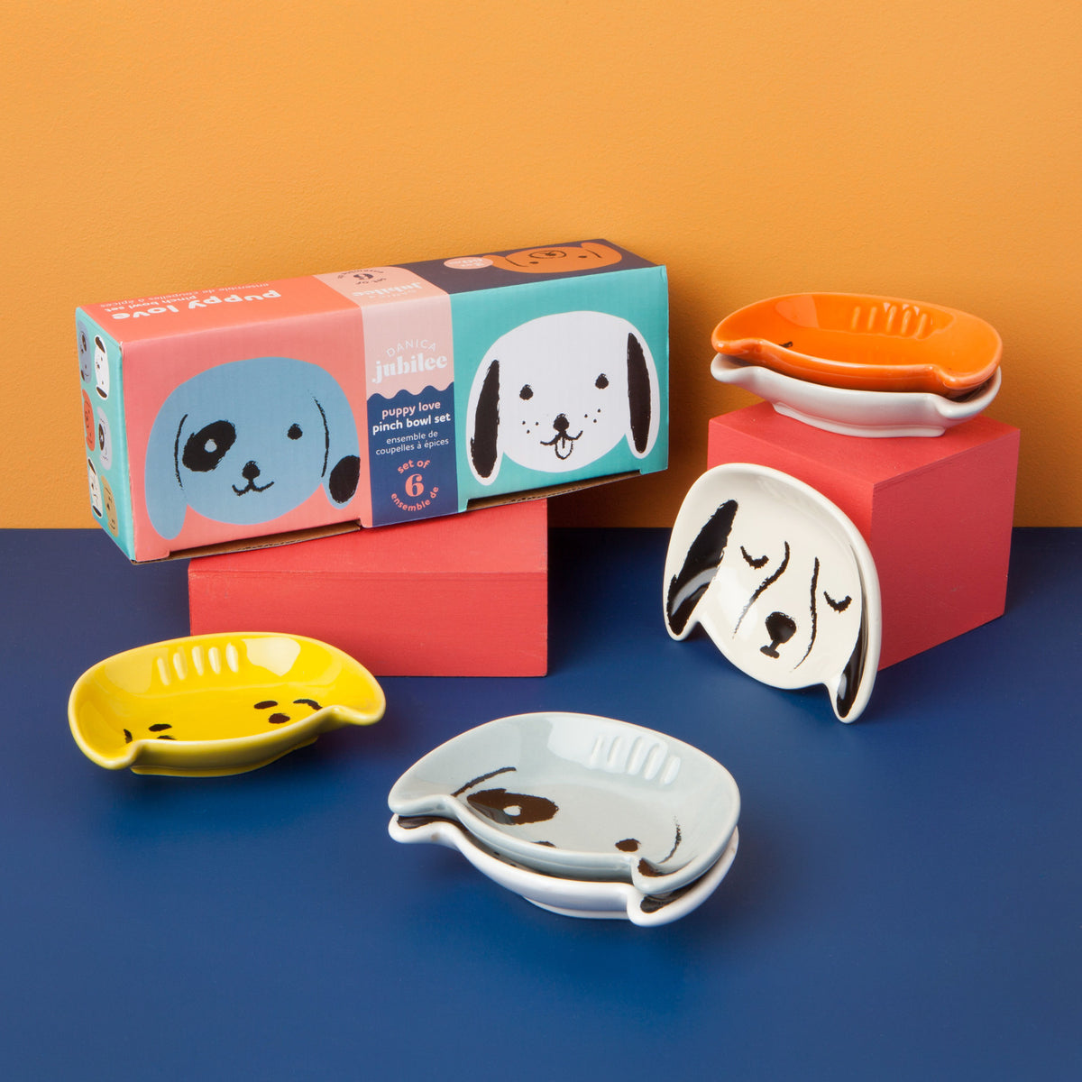 Danica Jubilee - Puppy Love Shaped Pinch Bowls Set of 6

A pinch of sweetness and a sprinkle of spice is always at hand with these theme-shaped bowls. Perfect for condiments, dips and seasonings. Each set of 6 unique pinch bowls comes in a giftable full-colour box.