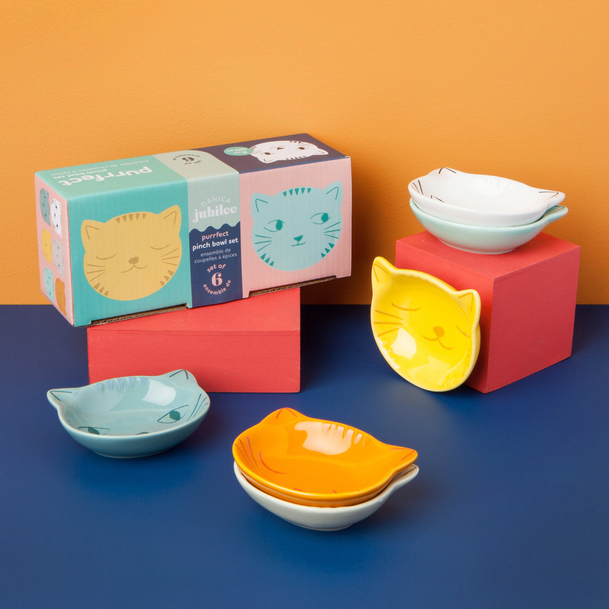 Danica Jubilee - Purrfect Shaped Pinch Bowls Set of 6

A pinch of sweetness and a sprinkle of spice is always at hand with these theme-shaped bowls. Perfect for condiments, dips and seasonings. Each set of 6 unique pinch bowls comes in a giftable full-colour box.