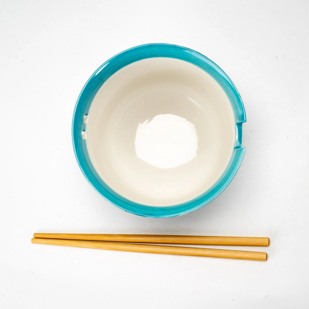 Donburi Bowl with Chopsticks Set Robin

Bowl Size: 5" Dia x 3.75"H
Chopsticks 9"L
Capacity: 18 fl oz
Origin: China