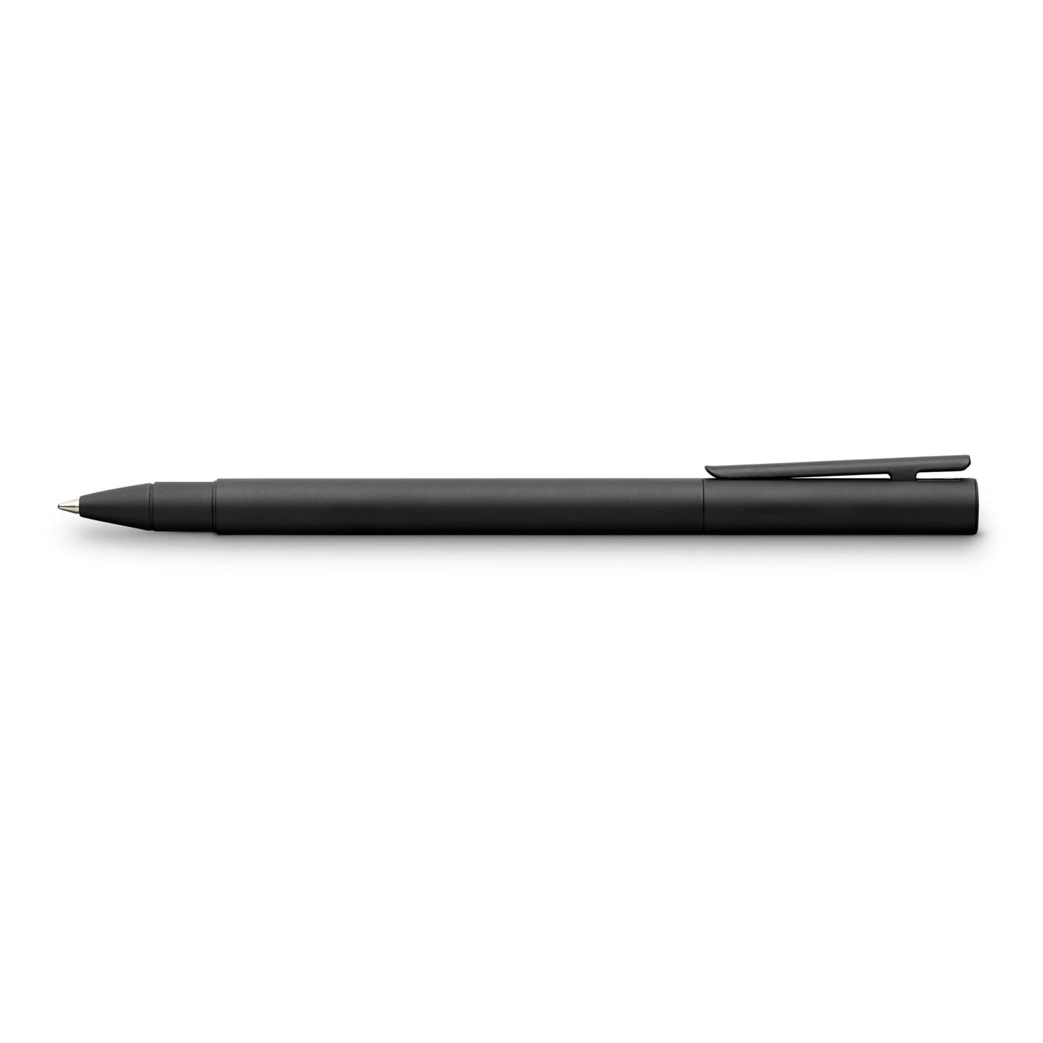 When it comes to design, young professionals and trend-setters who keep pace with the times have specific expectations: a sophisticated, modern look and a cool, smooth feel. This is where the Neo Slim comes in as it meets these very needs.