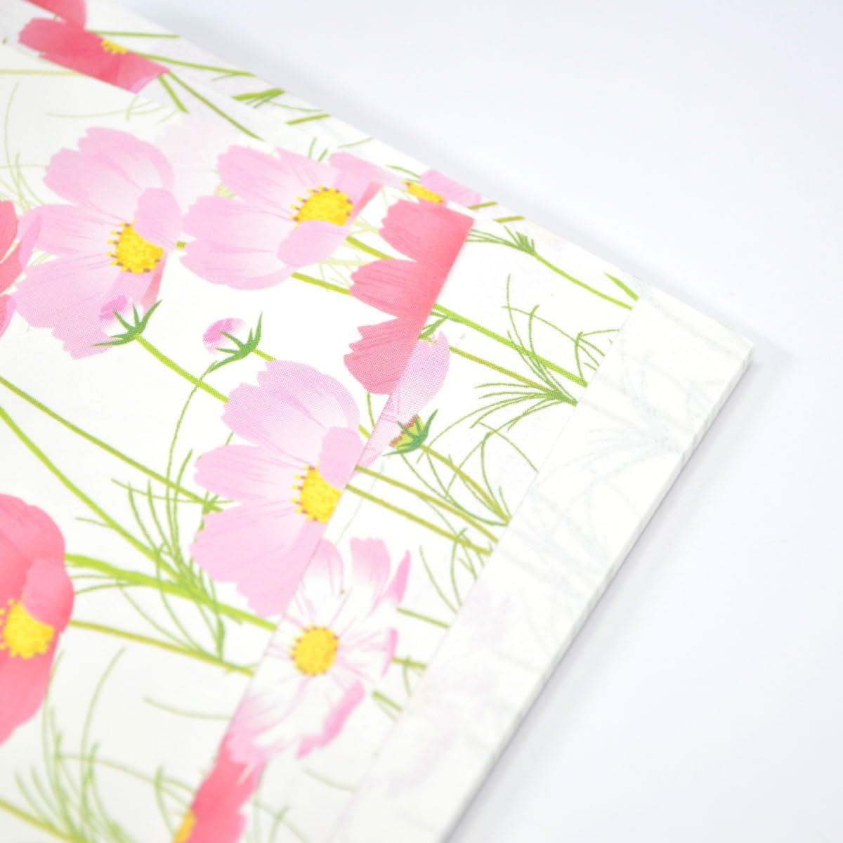 This one-stroke paper is perfect for multiple autumn occasions, such as a warm autumn greeting as the seasons change, or a gift for autumn lovers. 2 designs, 36 sheets in total.
