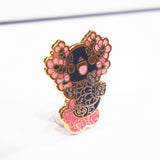 Pin de esmalte de salamandra Mudpuppy feliz 