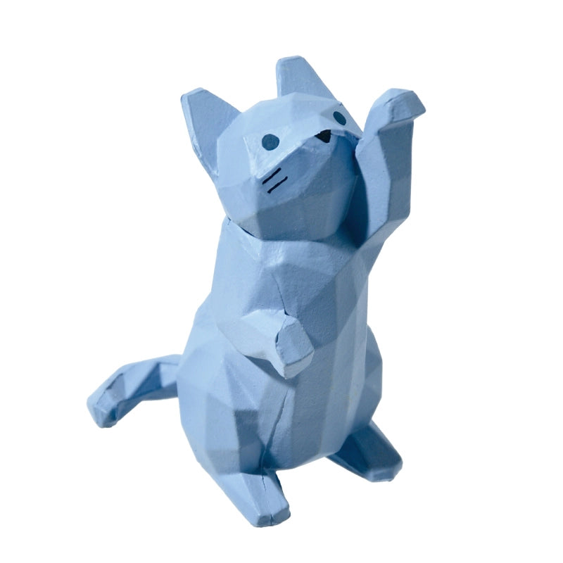 "Kaku Kaku Neko Neko" is now in stock! Introducing a fresh twist on our previous cat products, "Kaku Kaku Neko Neko" features adorable, angular shapes that capture various charming cat behaviors. These cute and heartwarming items are sure to bring a smile to your face!