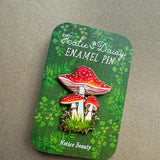 A tiny treasure to pin on your jacket, tote, or favorite old flannel—each one a little love letter to country delights, small joys, and the art of noticing.
Details:
• 1.75” on the longest side
• Gold-plated finish
• Rich, detailed UV printing
• Double pin posts with sturdy metal backings
• Mounted on a backing card
Designed with love in my Oregon studio. Manufactured in China.
Collect them all or gift one to a kindred spirit. 🌸
