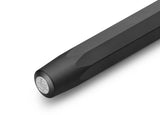 All black everything – our fountain pen in black performs brilliantly in any situation. The black pen with an elegant, matt surface can be combined with various notebooks, papers and other accessories.

The metallic body is made of high-quality aluminium and grants an unique haptic experience. Its fine surface imparts elegance.&nbsp;

This pocket-sized fountain pen only measures 10.5 cm when closed and is, therefore, a perfect everyday pen. When the cap is attached, the pen grows to a standard size of 13 cm