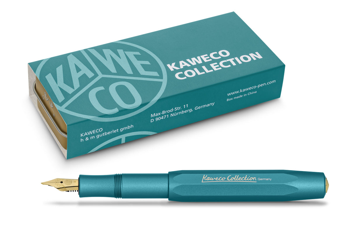 With the new Kaweco Collection variant, you embark on an exotic trip. The inspiration for this magnificent fountain pen has come from the rare blue iguana. Thus, the Kaweco icon shines in a fantastic blue-green anodisation. Especially the silk-matt finish of the surface and the distinctive haptic of the aluminium body create a graceful appearance. The gold-plated elements complete the design perfectly.

In 1911 something remarkable by the name of Kaweco Sport was created. The pocket-sized fountain pen only 