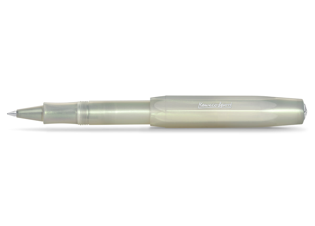 Kaweco LUNAR SPORT Rollerball Light Green

Houston, we have a new series: the new LUNAR SPORT dares to take the first step into the Kaweco standard range.