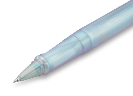 One of the most popular Kaweco Collection pens returns in a new guise: the community favorite Iridescent Pearl gives our Perkeo series a new pearl shine, now as a permanent treasure in the Kaweco range.

Iridescent icon

The Perkeo Iridescent Pearl convinces with a dazzling variety of colors. Depending on the viewer's angle of view and the incident light, the translucent writing instrument shines in a unique colour scheme, changing from green-bluish to pink. This mimics the optical effect of mother-of-pearl
