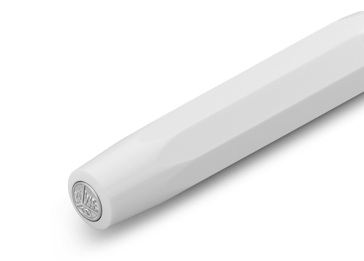 For those who like minimalism, the Kaweco Classic Sport Fountain Pen is available in white. The classic and elegant colour can be combined with various notebooks, papers and other accessories.


In 1911 something remarkable by the name of Kaweco Sport was created. The pocket fountain pen only measures 10.5 cm when closed, therefore it can easily be taken anywhere. With the cap attached, it grows to a normal size of 13 cm.

You can choose between five nib sizes from extra fine (EF) to extra broad (BB). If yo