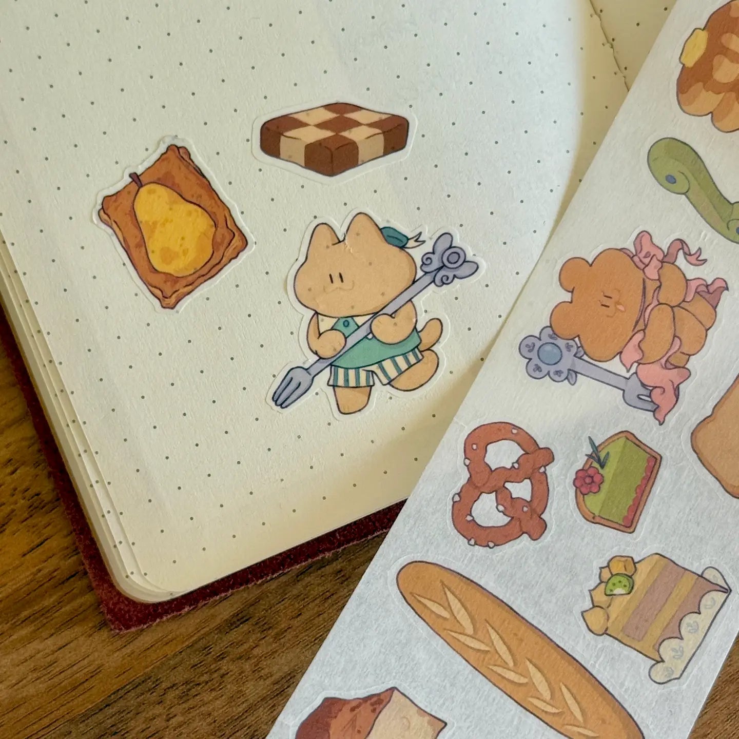 5 meters of pure kiss-cut, washi sticker bakery bliss~

They readjust easily and blend in with the paper. (Lighter paper recommended for maximum visibility)

Just like the washi tape material you love, but in a sticker roll. No more saving your stickers for later! Use it up!!

Dimensions: 50mm x 5m