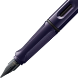 LAMY Special Edition Safari Fountain Pen - Meteora

Fountain pen, icon, global success: the LAMY safari has been a beloved classic since its introduction in the 1980s and enjoys a cult status untypical for a writing instrument. Countless colours and ever-changing special editions make hearts beat faster - whether for the pencil case or the carefully curated fountain pen collection.

The LAMY safari is more than the sum of its details: it is aesthetic, robust and individual. The distinctive, self-sprung clip