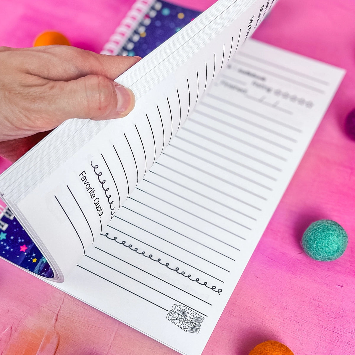 Keep track of your book reviews with this cute book review journal. There are 100 pages for different book reviews. Each review page includes the Title, Author, Start and Finish Dates, Star Rating, Favorite Quote area and your Review!&nbsp;

*DETAILS*

Size: 6x9"

Paper: 80lb interior paper

Wire coil binding

Gloss laminate cover