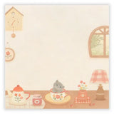 Relaxing Animals Day A note depicting each day of the animals living leisurely.
I drew a kitten relaxing in a warm room lined with teddy bears and pots.
It is a fun design that can be used according to your mood with two pattern assortments.

100 × 100 mm in height and 100 mm
2 patterns
80 Sheets