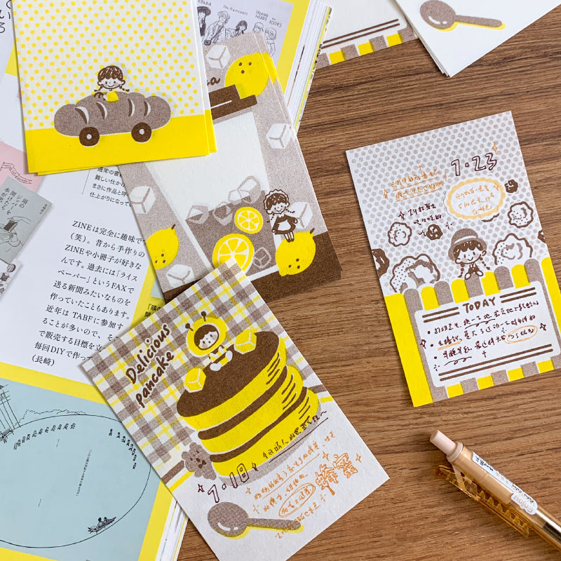 Molinta - Yellow Brown M5 Memo Pad

This includes 4 different designs that were created through a risograph printing process to achieve a nostalgic feel. The colors vary in depth, and the images on each sheet will have slight color registration deviations which is the unique feature of RISO printing.

Specifications: 80mmx120mm
Material: 100g cotton paper

Number of pages: 16