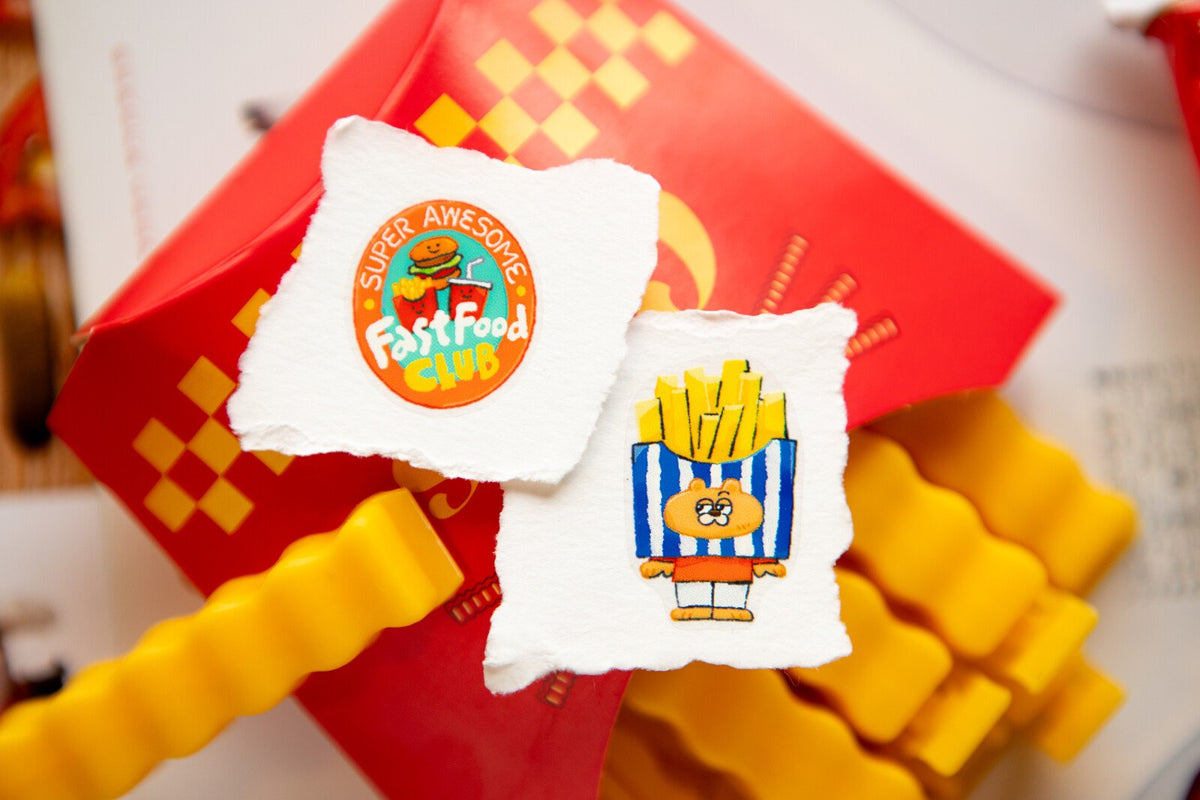 Welcome to the "Awesome Fast Food Club"!

Treat yourself today,
and indulge in the pure joy of burgers and fast food bursting with flavor!!