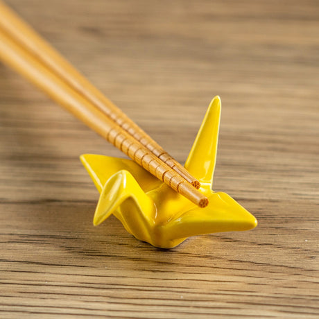 These cute ceramic rests are a perfect stationery addition to your desk! Use them for pens, paint brushes, or take them to your kitchen as a chopstick rest!