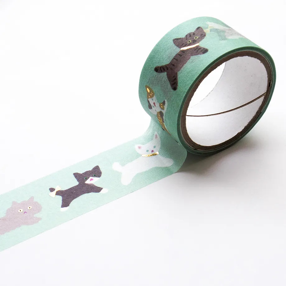 Foil-stamped masking tape by illustrator Reiko Tada.&nbsp;Various cats are strolling around—such a charming design.&nbsp;The sparkling gold foil stamping adds a design accent.&nbsp;Cut short to use as stickers, or as a pop point in wrapping or decoration.


✨ Product Features

Gold foil stamping for a subtle, elegant shine
Perfect for decorating planners, journals, cards, gifts, and scrapbooks
High‑quality Cozyca Products washi tape
Size: 20 mm × 5 m