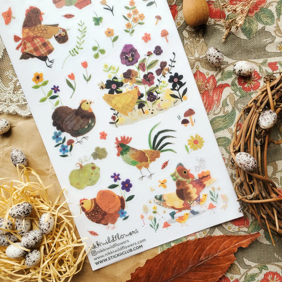 🐓🌼 A patchwork farm garden blooms to life in @nikkiwildflowers’ countryside collection. These sweet hens wander among wildflowers, pumpkins, mushrooms, and fluttering butterflies, each scene stitched with the homespun charm of a handmade quilt. From the proud rooster to the little chicks toddling through the garden, this sheet is a celebration of simple country days.

Art by: @nikkiwildflowers

One sticker sheet is included.

• Top Coating: Matte
• Adhesive Layer: Washi
• Backing Layer: Clear PET
• 6.69" 