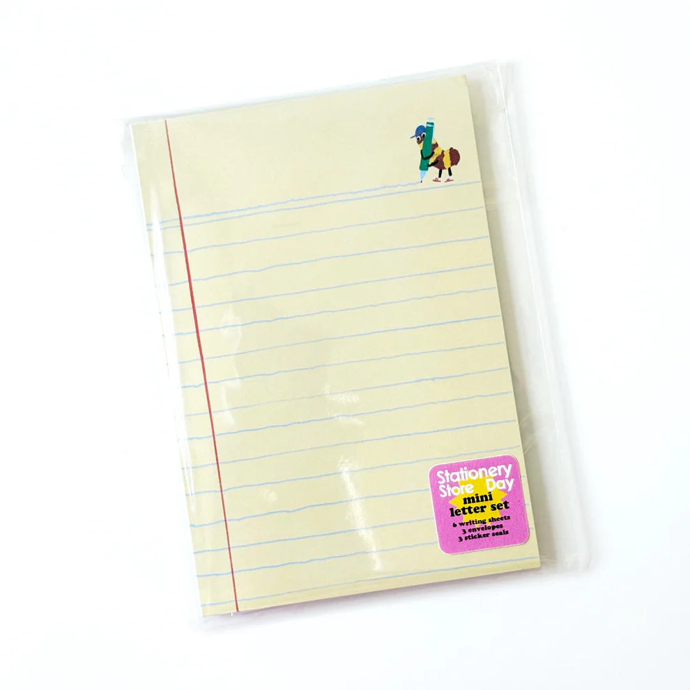 Letter writing set with Karen's little scribble bug

Set includes:


6 writing sheets 3.7" x 5.5"
3 illustrated envelopes
3 matching sticker seals