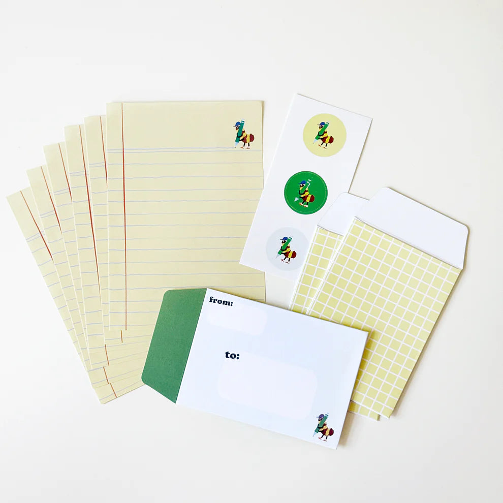 Letter writing set with Karen's little scribble bug

Set includes:


6 writing sheets 3.7" x 5.5"
3 illustrated envelopes
3 matching sticker seals