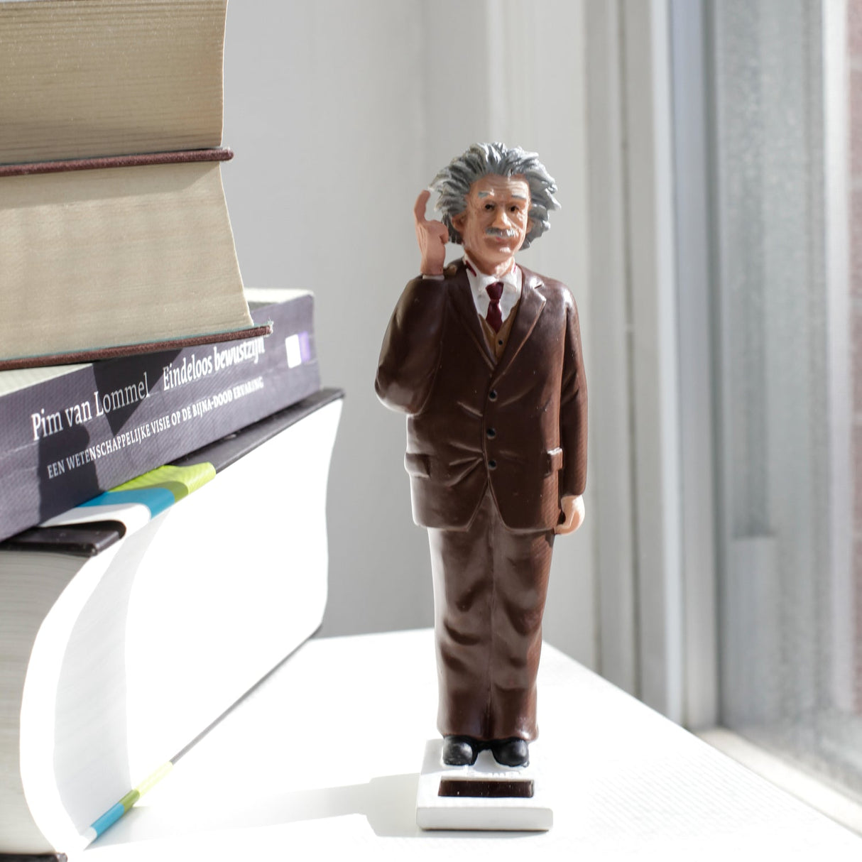 Einstein solar
