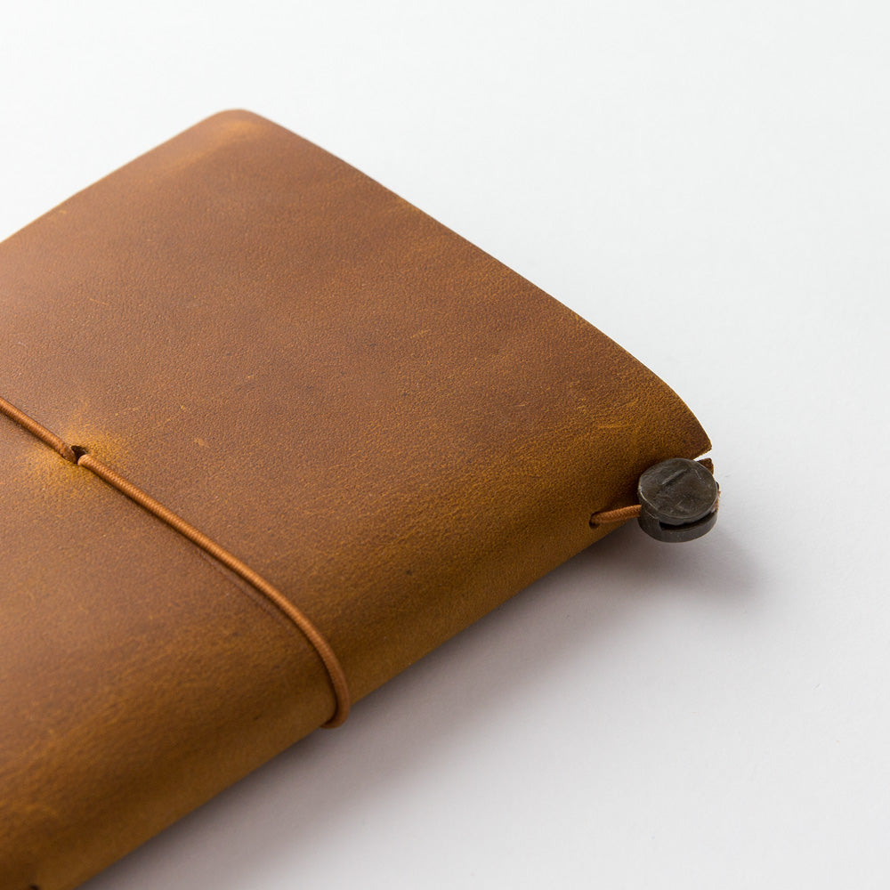 TRAVELER'S notebook Camel (Passport Size)