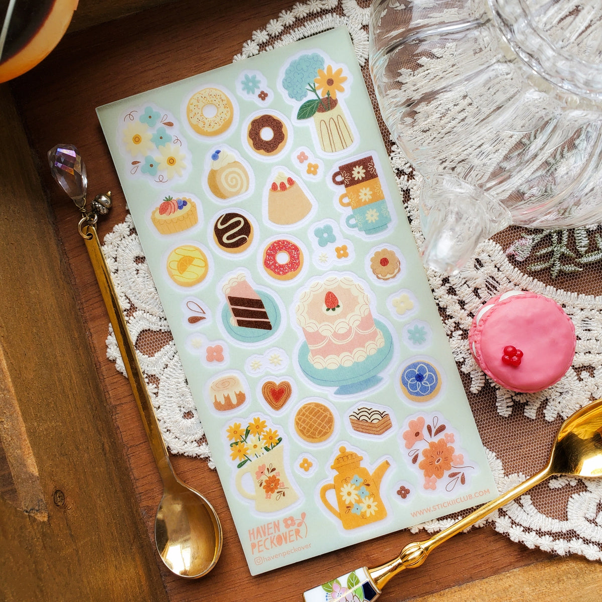 🫖🍩 A delish pastry really is the cherry on top of a lovely tea time and @havenpeckover offers us a divine variety that’s sure to take any tea time to the next level. These freshly baked goods are not just a feast for the stomach, but also a feast for the eyes! Art by: @havenpeckover

Top Coating: Textured
Adhesive Layer: PVC (plastic)
Backing Layer: Clear PET
6.69" x 3.54".
Weight - 0.03lbs
1 sheet included