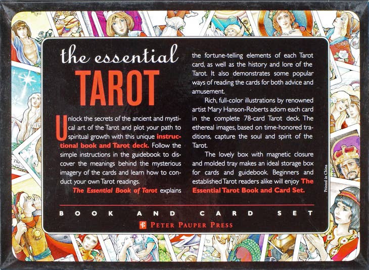 El libro y el juego de cartas del tarot esencial 