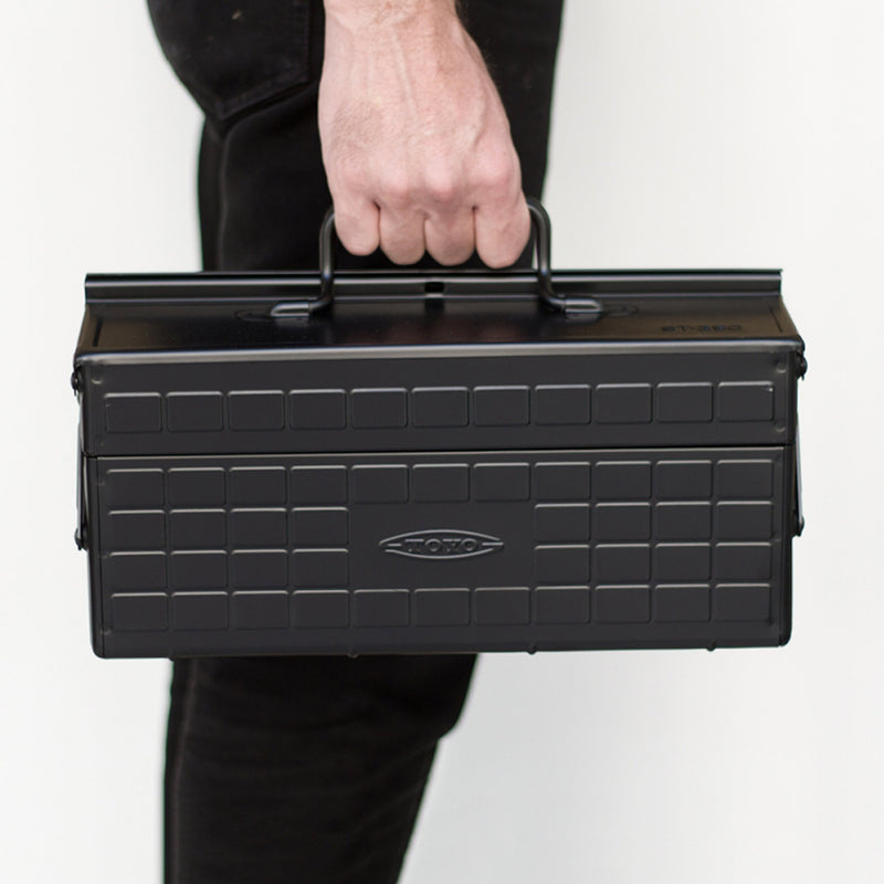 Caja de herramientas voladiza Toyo Steel ST-350 roja