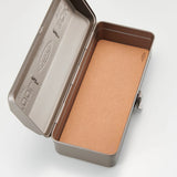 This is a Insole sheet specifically for toolboxes, made from bonded leather by the renowned German company Salamander.

Bonded leather is an environmentally friendly material made by processing leather scraps into fibers, which are then mixed with resin and reprocessed into sheets. It retains the natural texture, durability, and moisture absorption of genuine leather, while also allowing you to enjoy the color changes and patina that develop over time. Due to the characteristics of bonded leather, there may