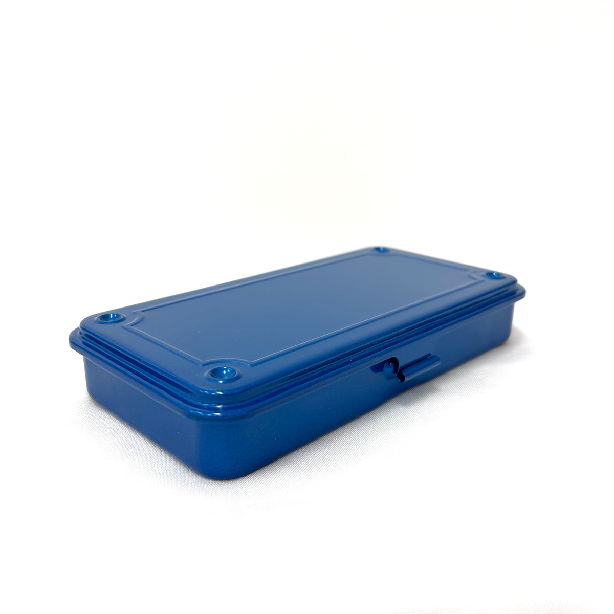 Toyo Steel Stackable Storage Box T-192 - Blue

The Toyo T-192 toolbox is a slim, versatile storage solution, perfect for organizing small items like stationery, accessories, or tools.

Steel Storage Box with flat lid, made from one piece of steel, resulting in no sharp edges. Can be stacked securely due to the negative / positive imprints on the top and underside.&nbsp; Use for art supplies, make-up, nail polish, teas, travel documents - the possibilities are endless.