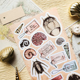 🌀🔍 Catalogued from the depths of some fantastical seaside archive, @dacachifujino’s curious specimens are like discoveries from a mysterious ocean museum. From spiraled shells and ancient trilobites to handwritten tags and explorer notes, this sheet was made for anyone who loves their natural history with a dash of wonder.

Art by: @dacachifujino
