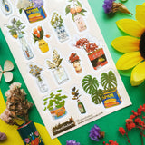 🌻🥫 @ohwelladays turns everyday containers into a little upcycled garden! From instant noodle cups blooming with sunflowers to SPAM tins overflowing with hydrangeas and monstera leaves, these recycled treasures are soup-er fun to stick anywhere! Who knew canned goods and convenience store drinks could make such unbe-leaf-ably cool planters?

Art by: @ohwelladays
