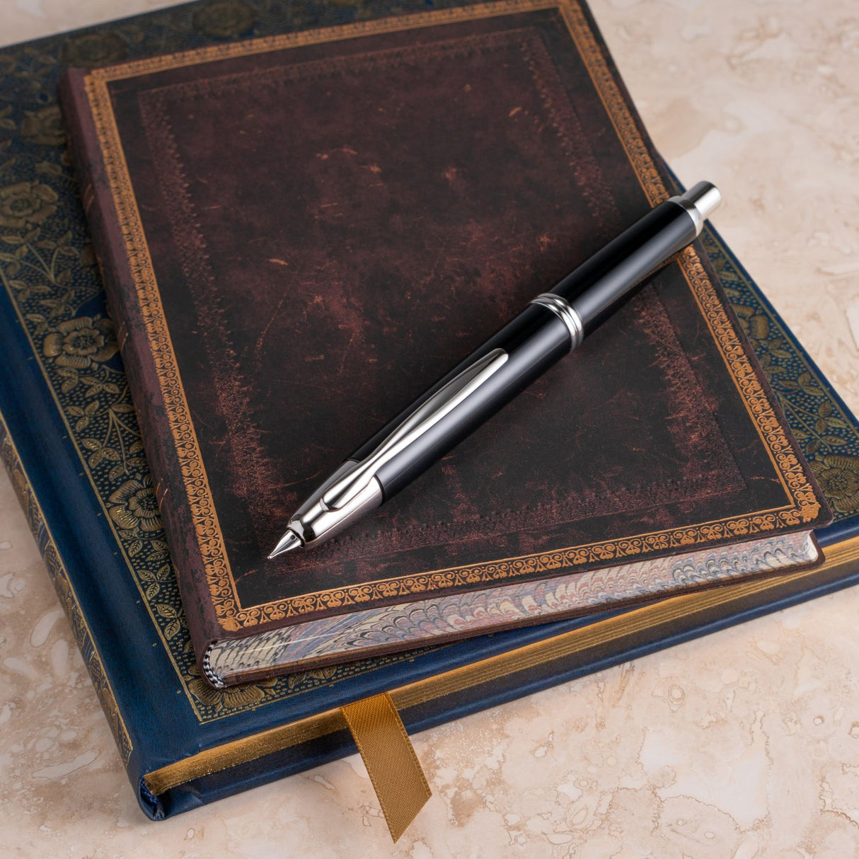 Pilot Vanishing Point Fountain Pen - Black