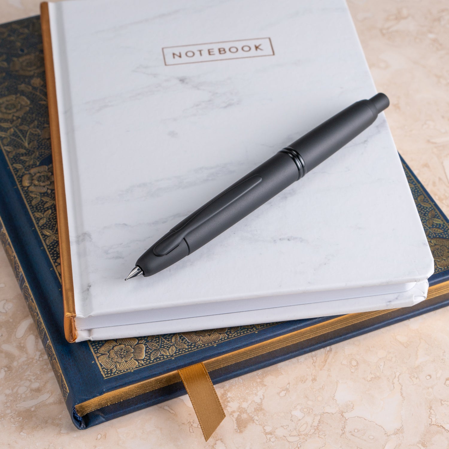 Pilot Vanishing Point Fountain Pen - Black Matte Black Tip