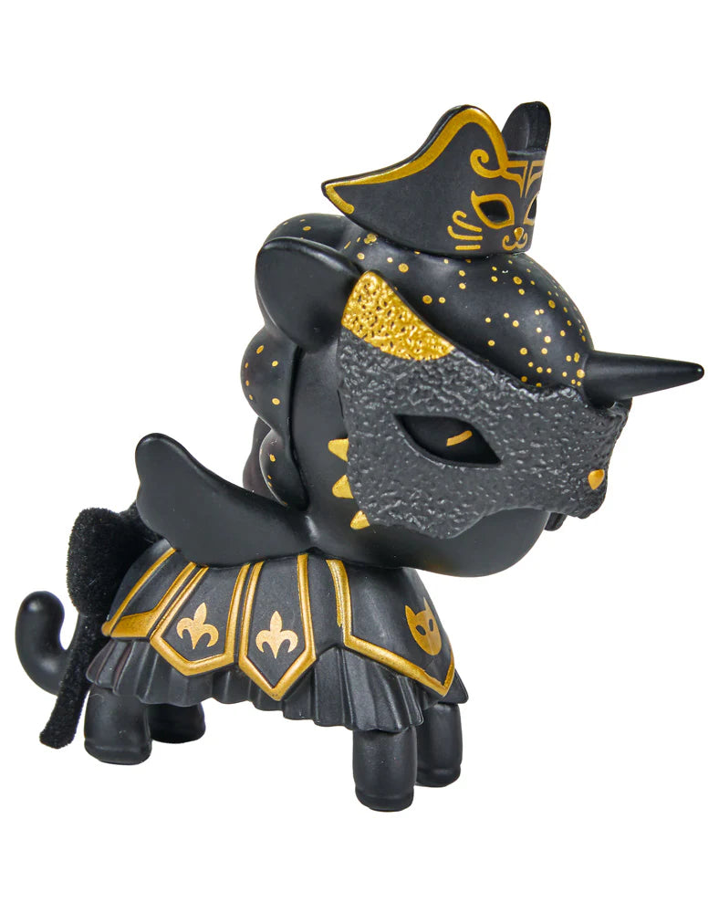 Step into a world of mystery and mischief with the Masquerade Unicorno Blind Box!&nbsp;&nbsp;Dressed to impress and ready for the grand ball, each Masquerade Unicorno features glittering masks, hidden identities, and dazzling details!&nbsp;&nbsp;Collect them all and let your Unicornos shine behind the mask!