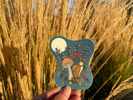 Pegatina de vinilo con búho observador de criaturas del bosque
